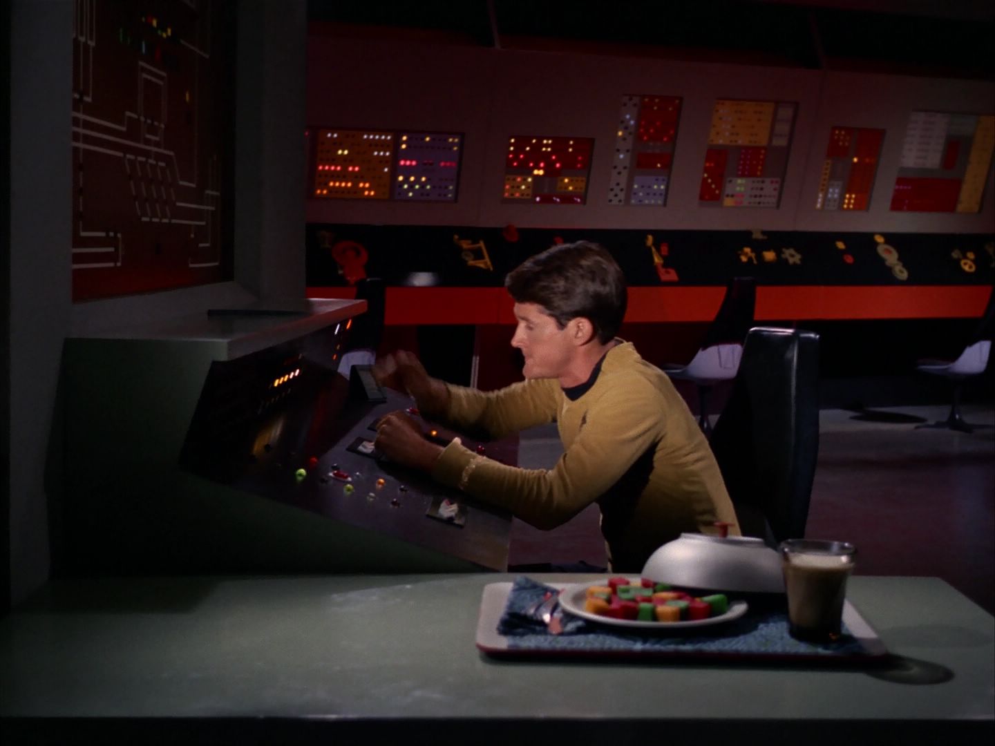 ariane179254_StarTrek_1x13_TheConscienceOfTheKing_1619.jpg