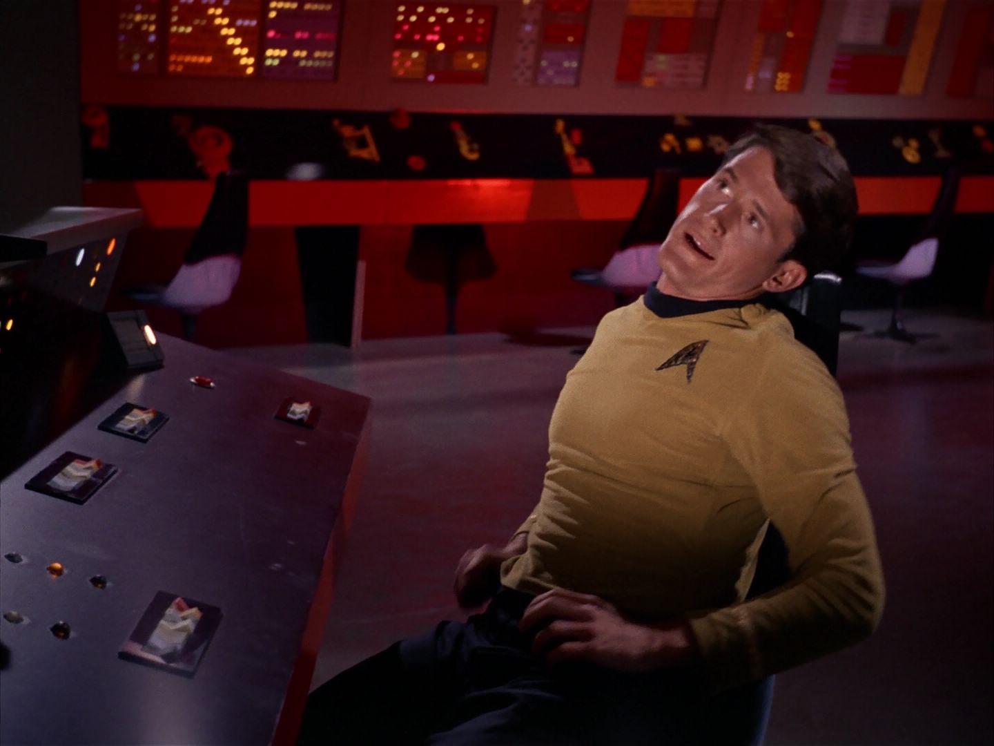 ariane179254_StarTrek_1x13_TheConscienceOfTheKing_1664.jpg