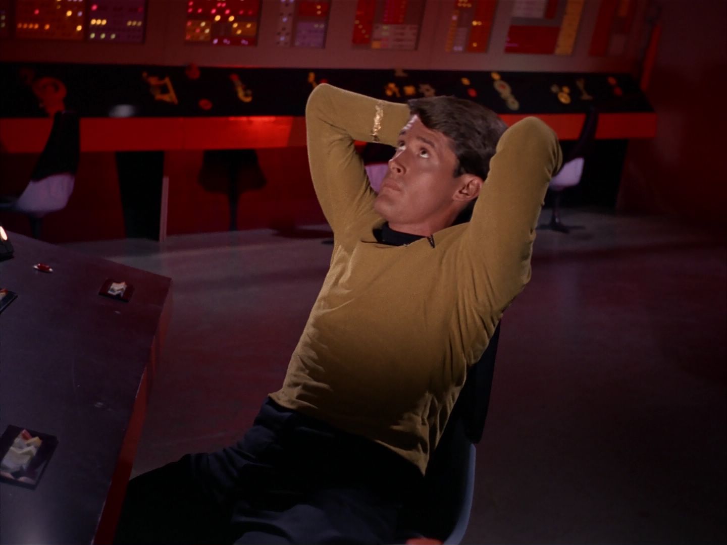 ariane179254_StarTrek_1x13_TheConscienceOfTheKing_1702.jpg