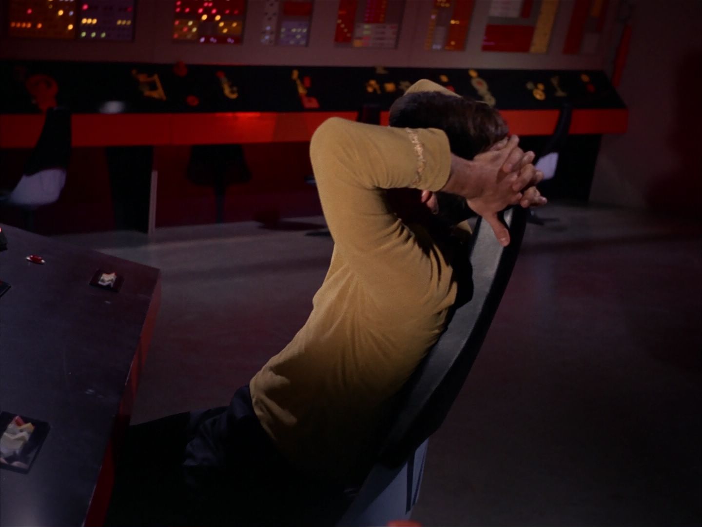 ariane179254_StarTrek_1x13_TheConscienceOfTheKing_1706.jpg