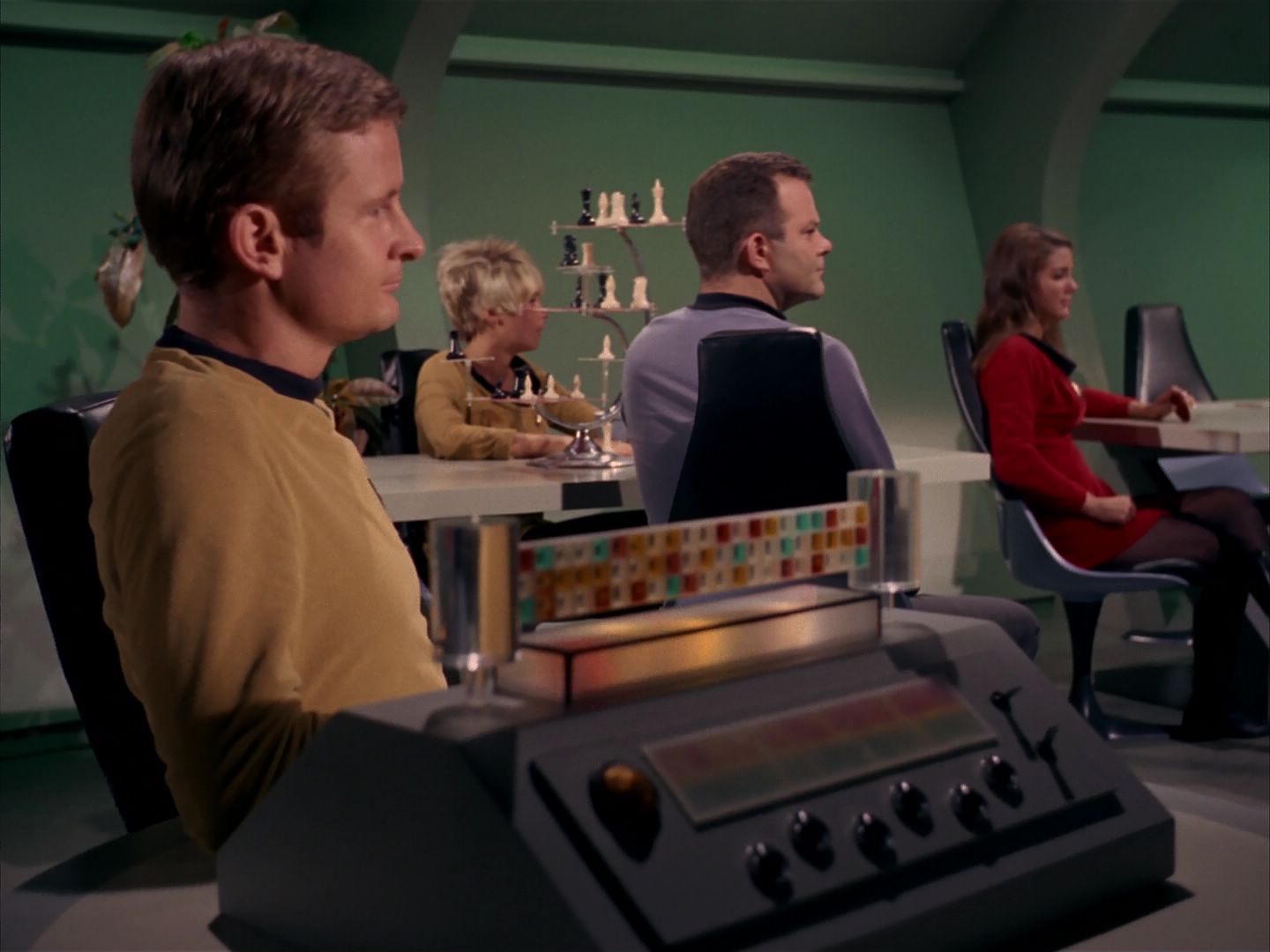 ariane179254_StarTrek_1x13_TheConscienceOfTheKing_1751.jpg