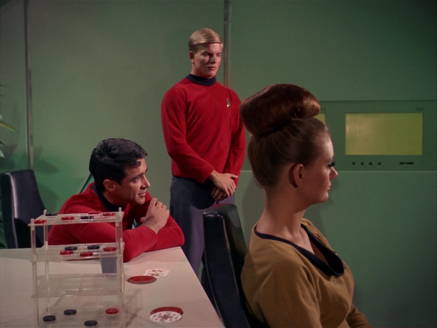 ariane179254_StarTrek_1x13_TheConscienceOfTheKing_1754.jpg
