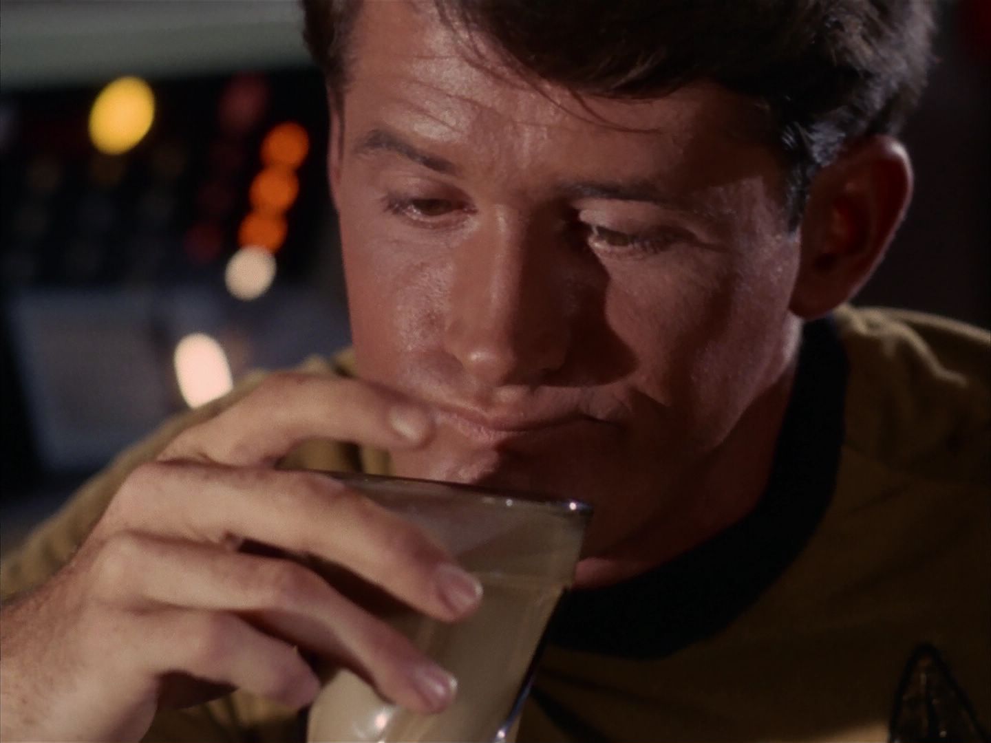ariane179254_StarTrek_1x13_TheConscienceOfTheKing_1811.jpg