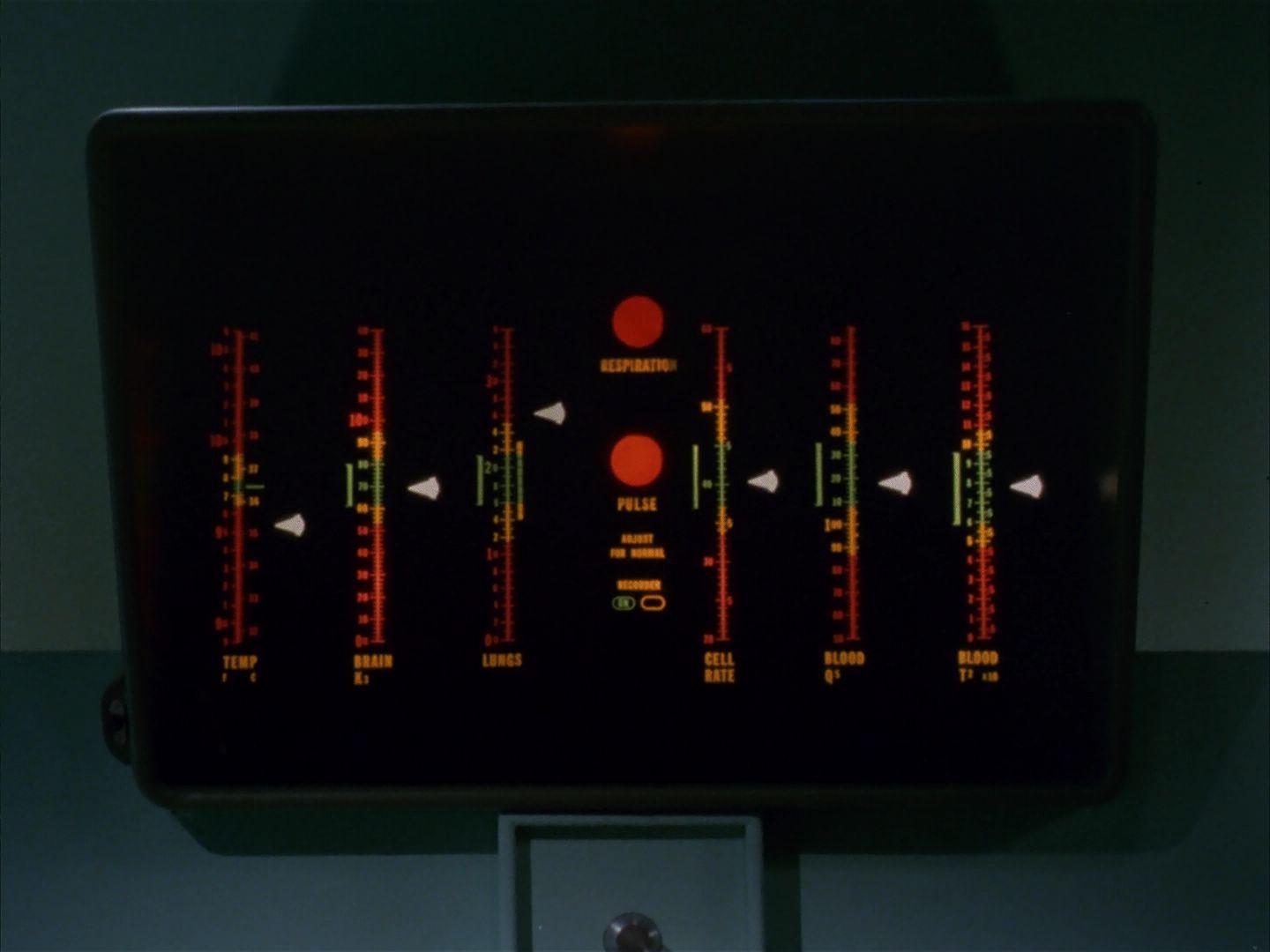 ariane179254_StarTrek_1x13_TheConscienceOfTheKing_1853.jpg