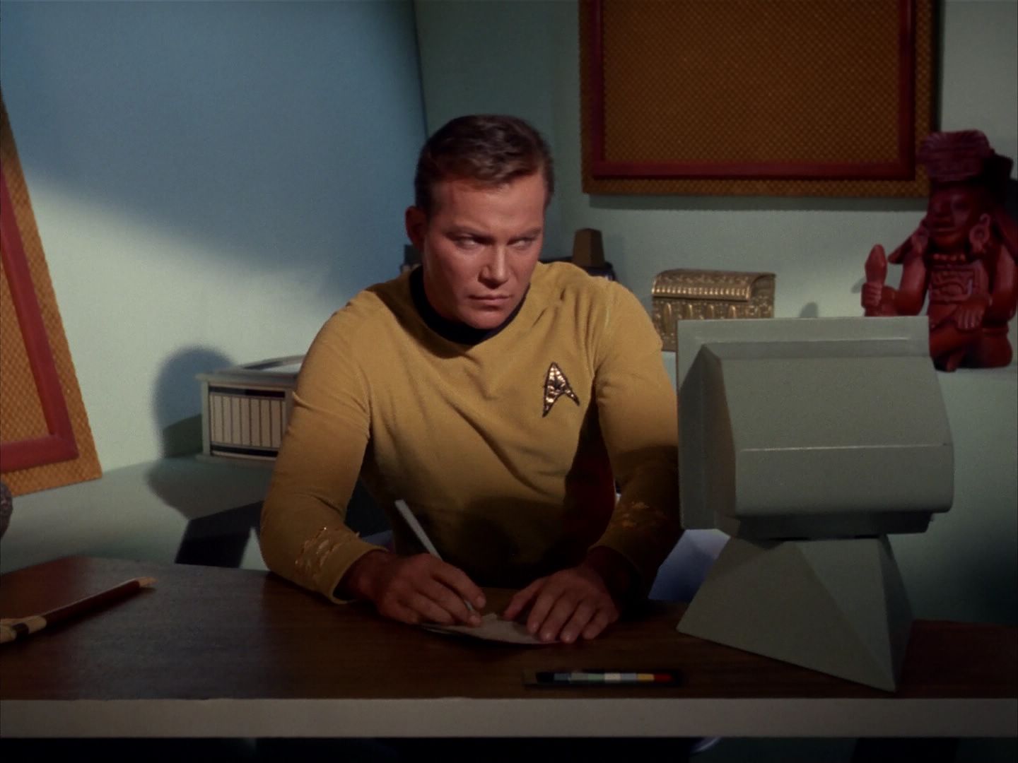 ariane179254_StarTrek_1x13_TheConscienceOfTheKing_1930.jpg