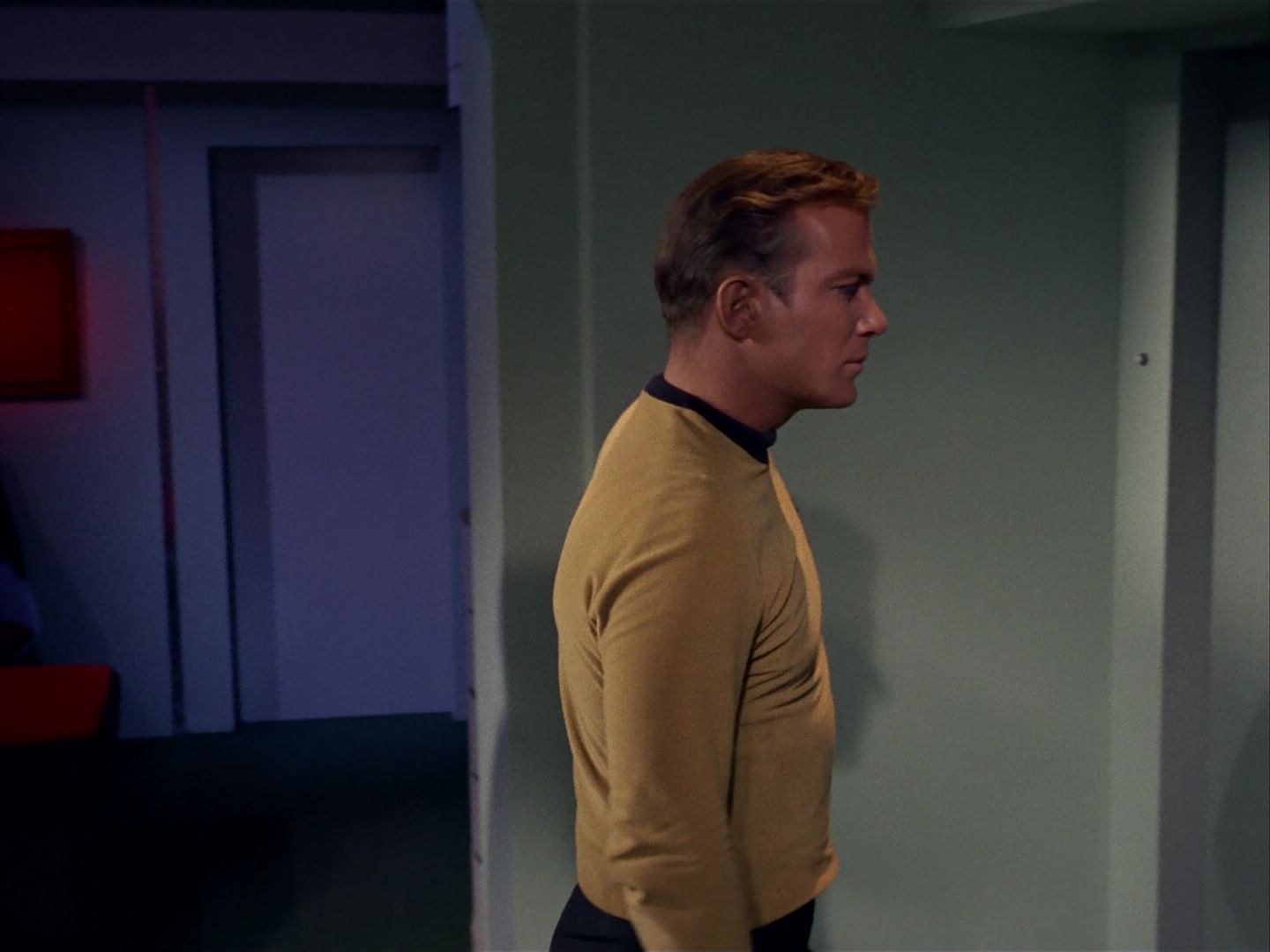 ariane179254_StarTrek_1x13_TheConscienceOfTheKing_2036.jpg