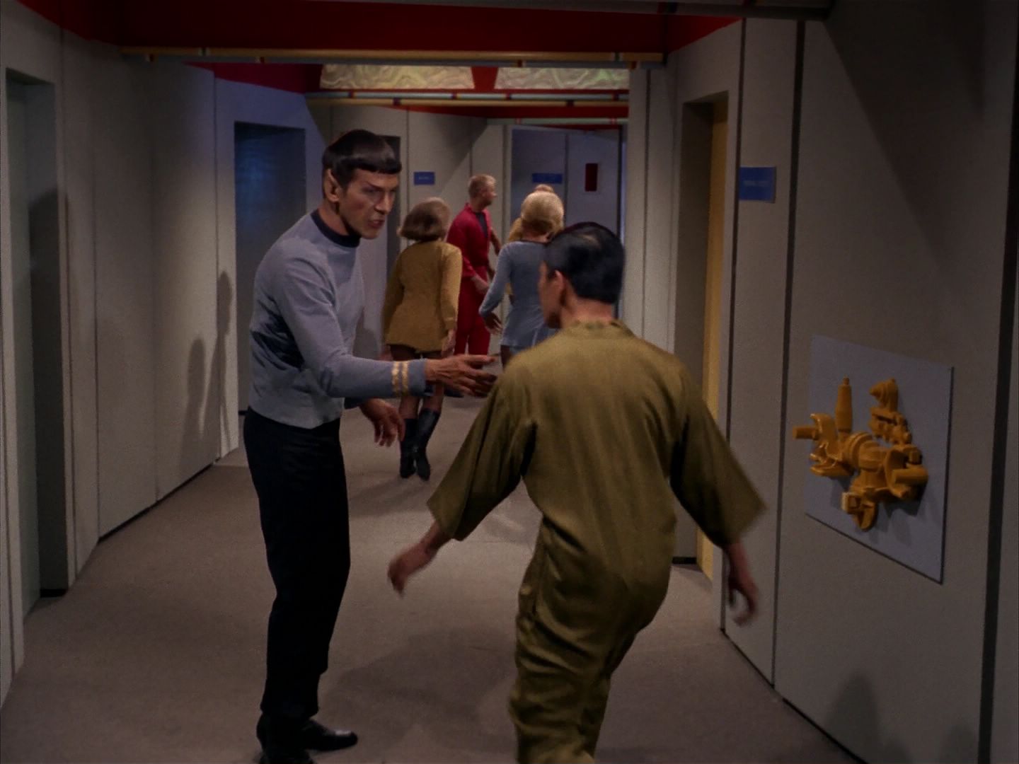 ariane179254_StarTrek_1x13_TheConscienceOfTheKing_2162.jpg