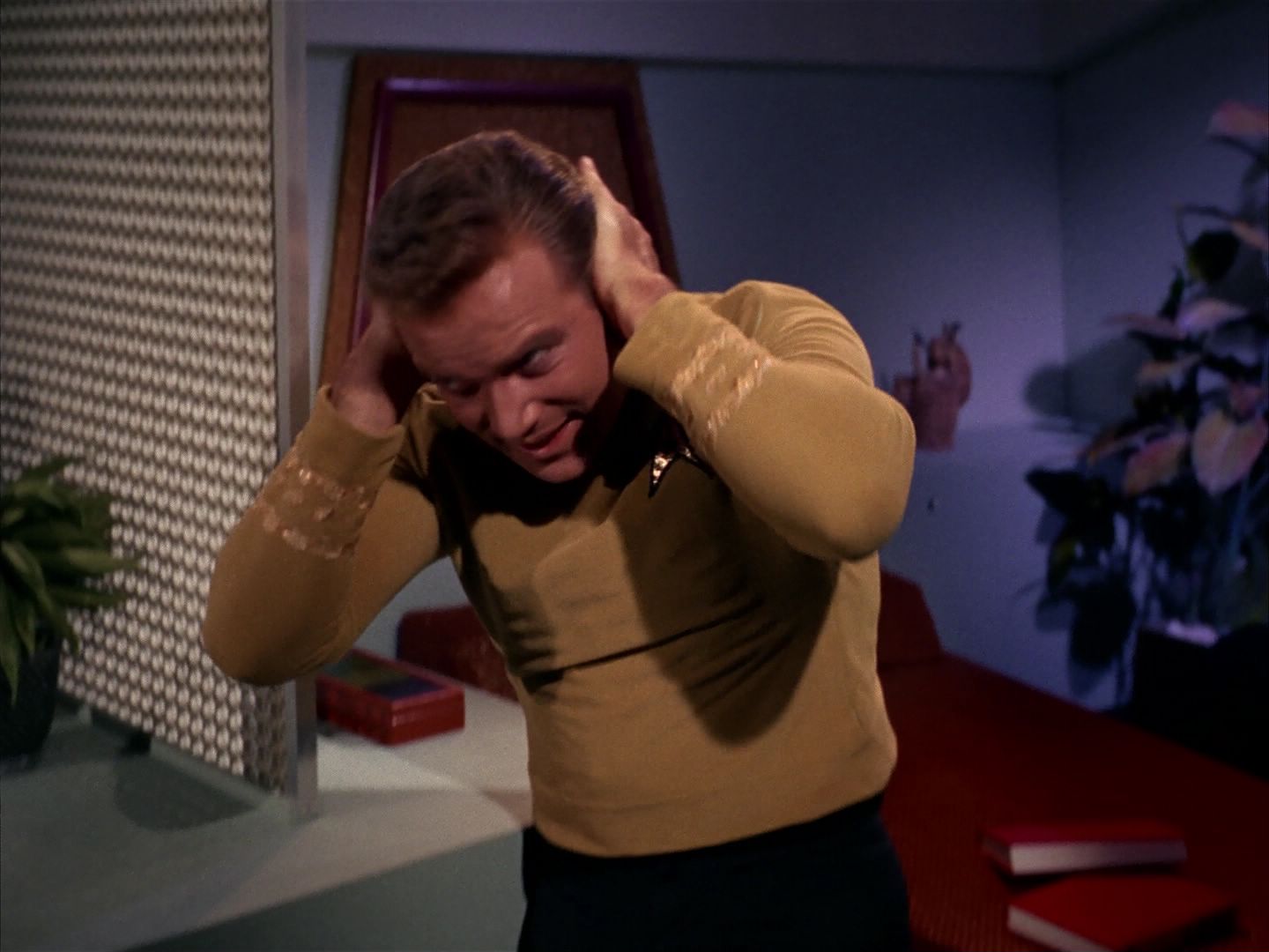 ariane179254_StarTrek_1x13_TheConscienceOfTheKing_2178.jpg