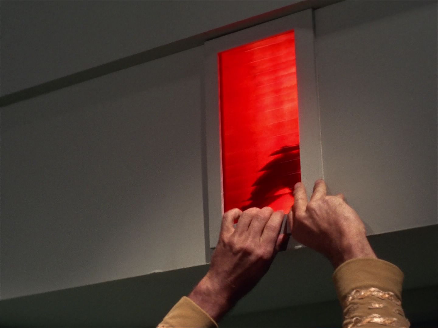 ariane179254_StarTrek_1x13_TheConscienceOfTheKing_2191.jpg