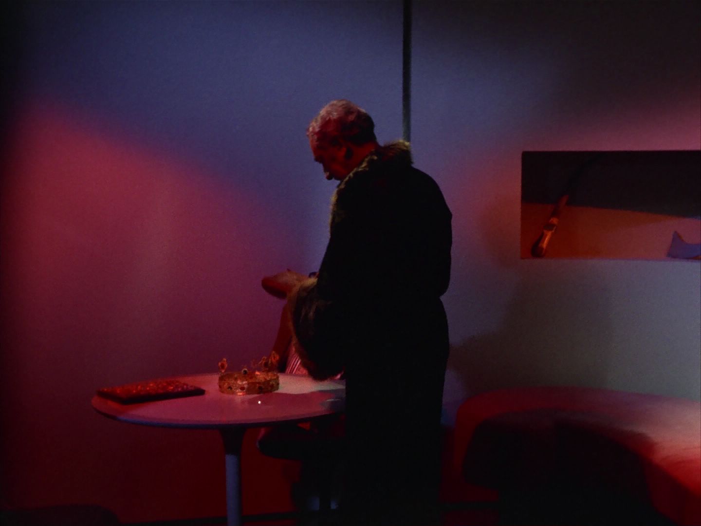 ariane179254_StarTrek_1x13_TheConscienceOfTheKing_2230.jpg