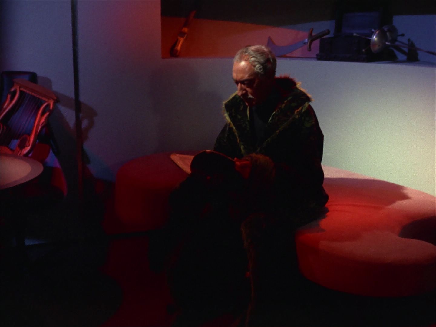 ariane179254_StarTrek_1x13_TheConscienceOfTheKing_2240.jpg