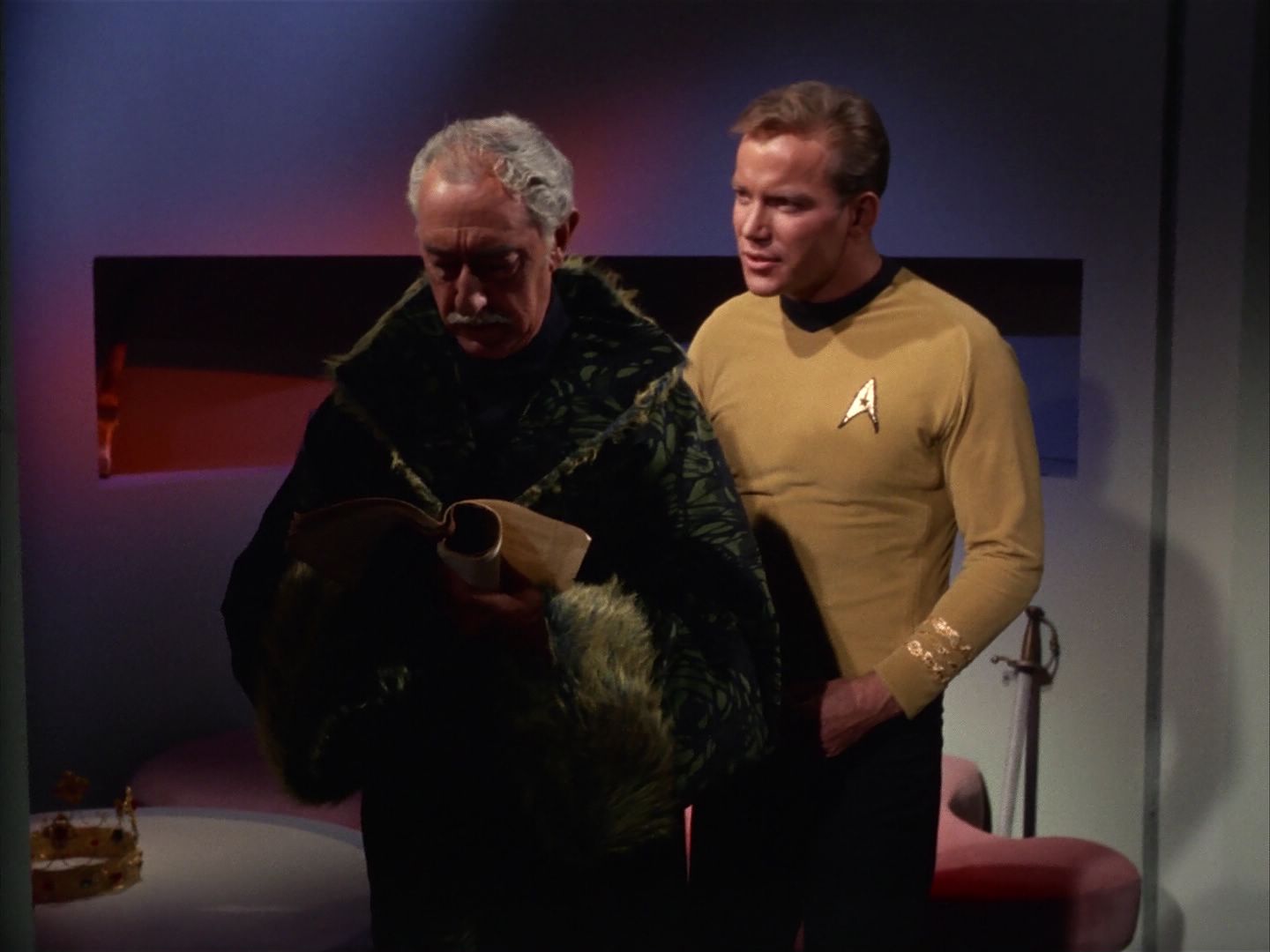 ariane179254_StarTrek_1x13_TheConscienceOfTheKing_2279.jpg