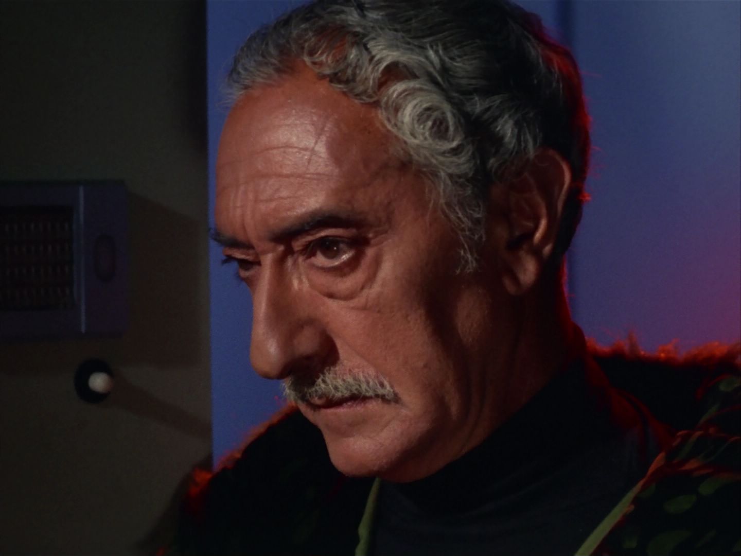 ariane179254_StarTrek_1x13_TheConscienceOfTheKing_2301.jpg