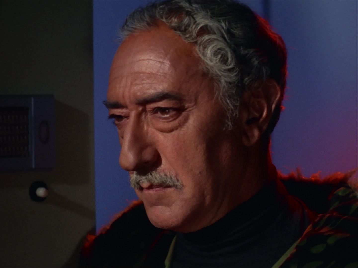 ariane179254_StarTrek_1x13_TheConscienceOfTheKing_2307.jpg