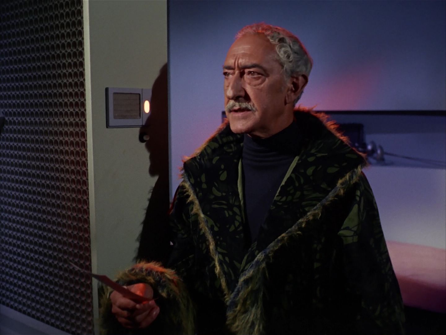 ariane179254_StarTrek_1x13_TheConscienceOfTheKing_2380.jpg
