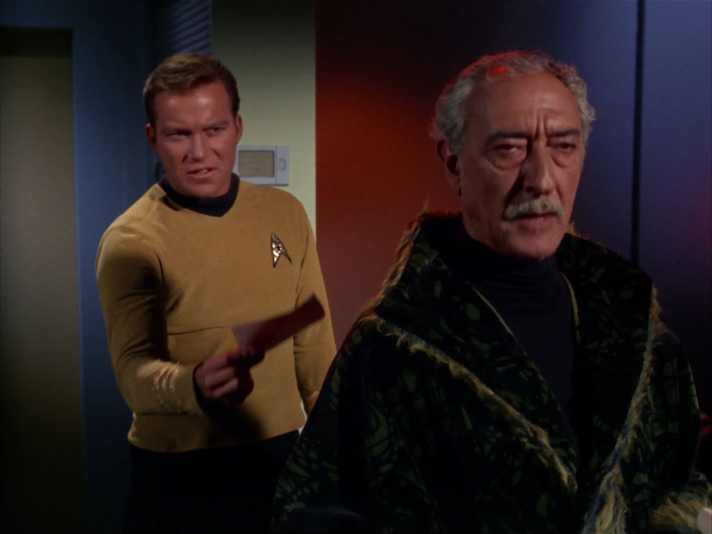 ariane179254_StarTrek_1x13_TheConscienceOfTheKing_2460.jpg