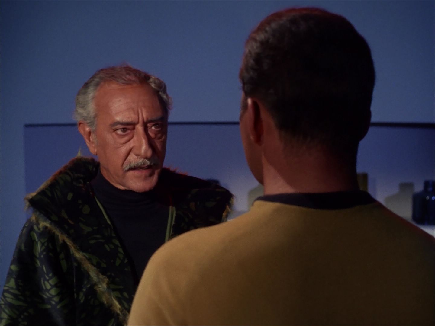 ariane179254_StarTrek_1x13_TheConscienceOfTheKing_2466.jpg