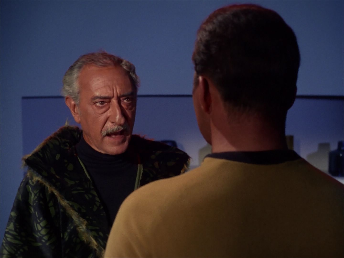 ariane179254_StarTrek_1x13_TheConscienceOfTheKing_2467.jpg