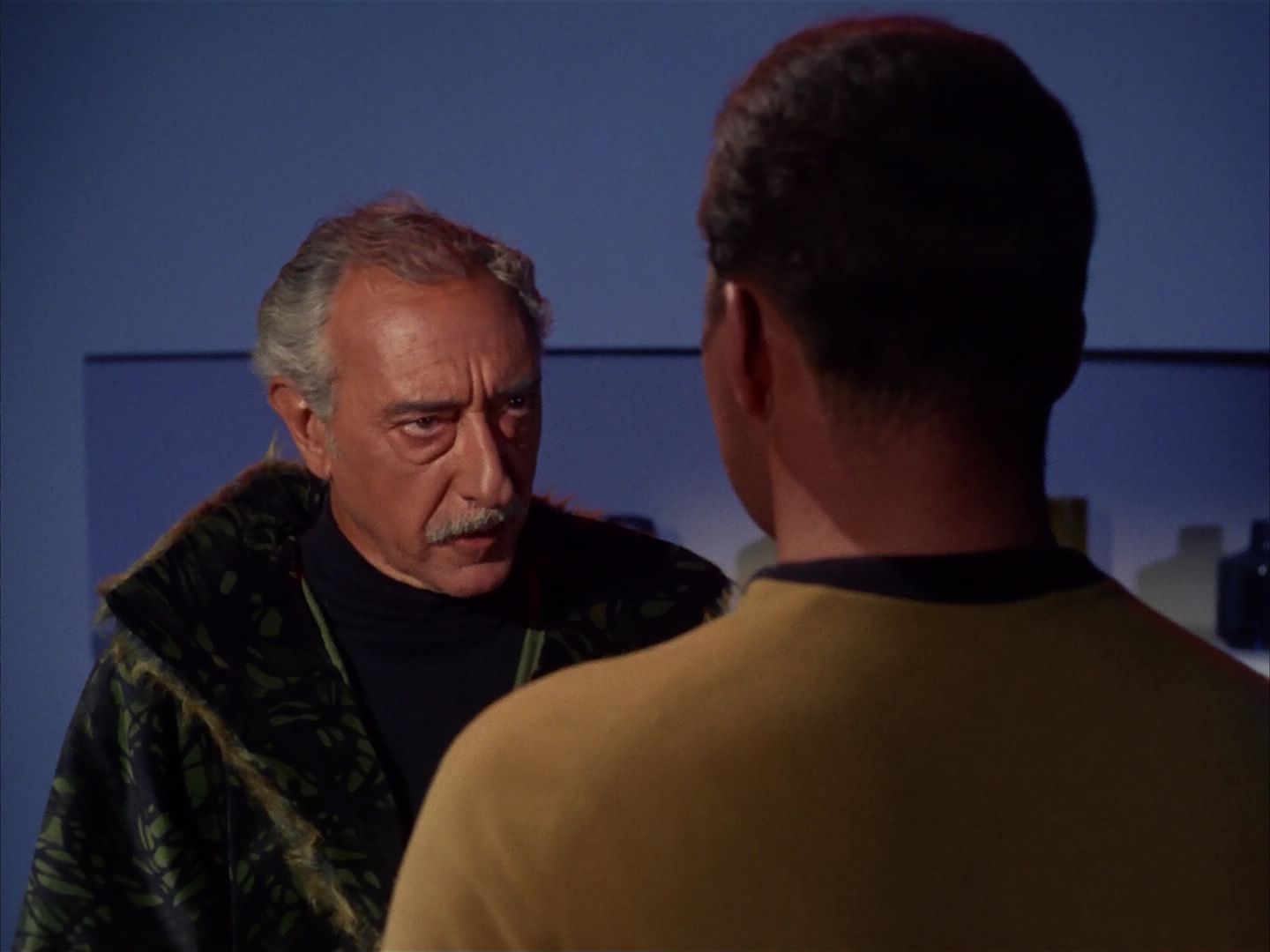 ariane179254_StarTrek_1x13_TheConscienceOfTheKing_2473.jpg