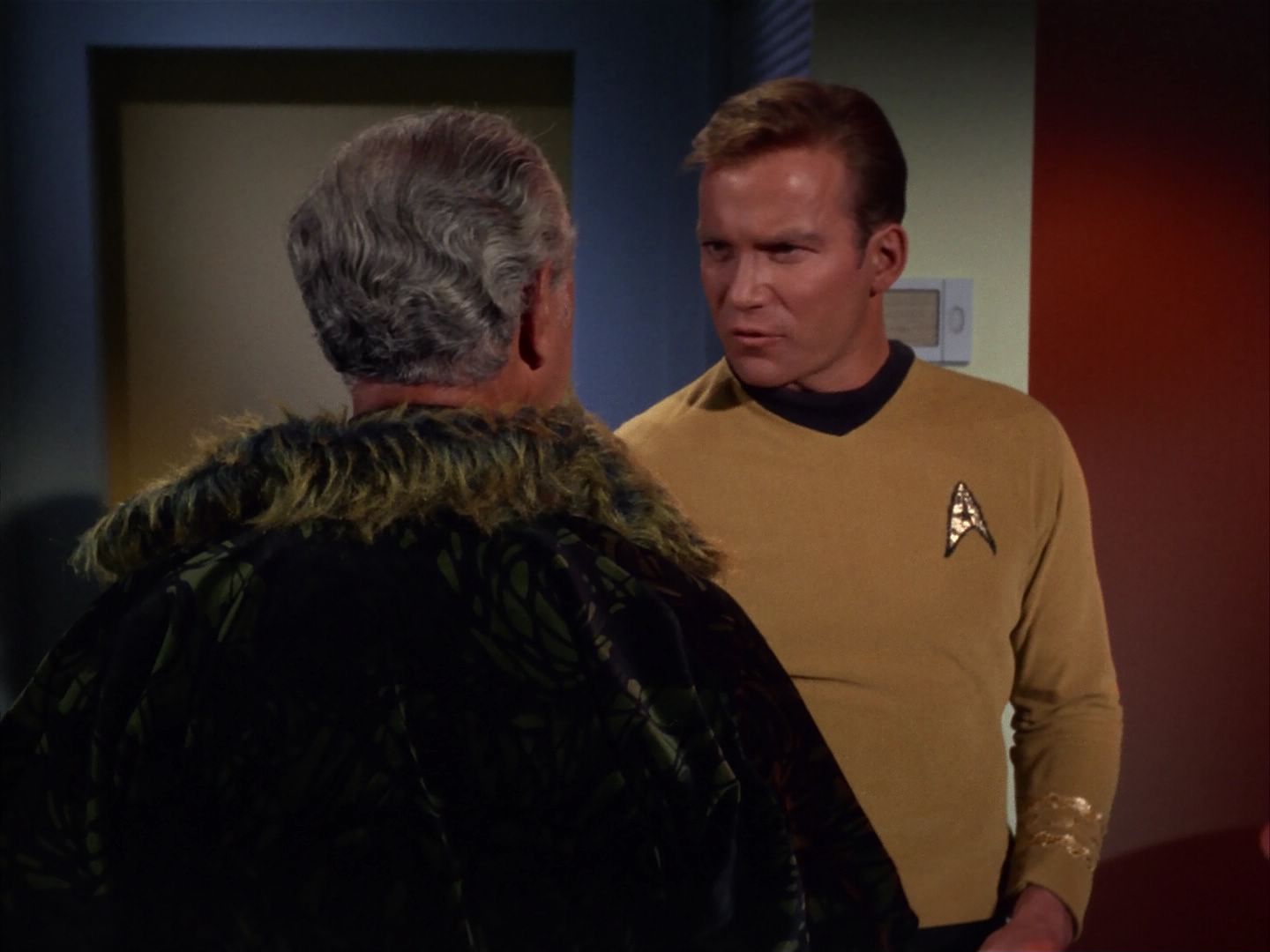 ariane179254_StarTrek_1x13_TheConscienceOfTheKing_2478.jpg