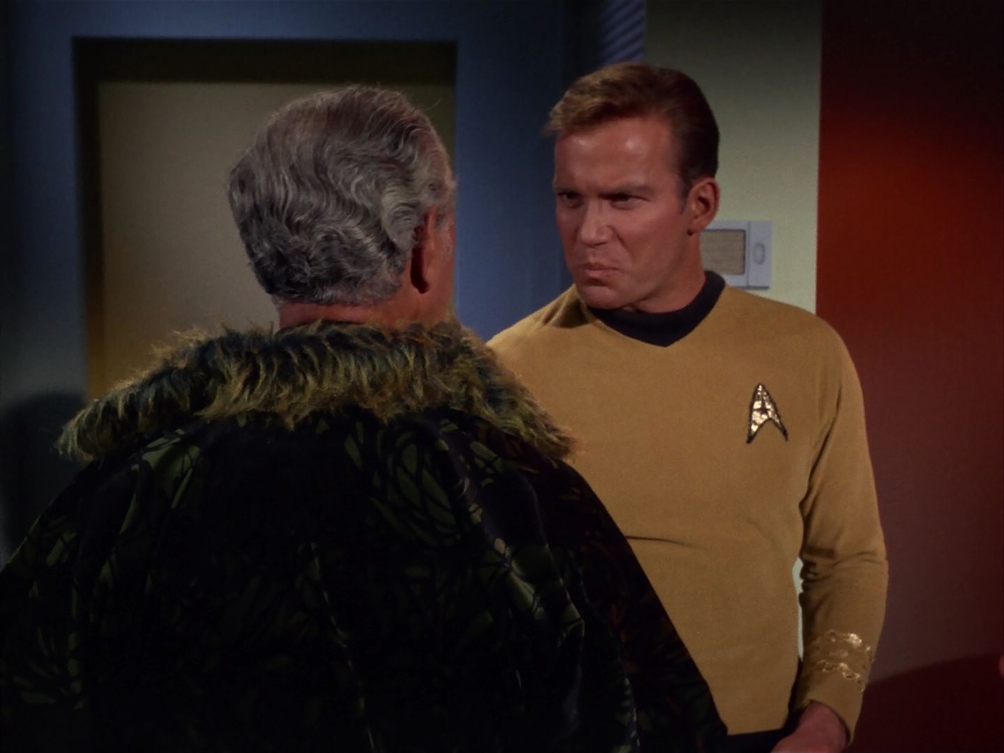 ariane179254_StarTrek_1x13_TheConscienceOfTheKing_2479.jpg