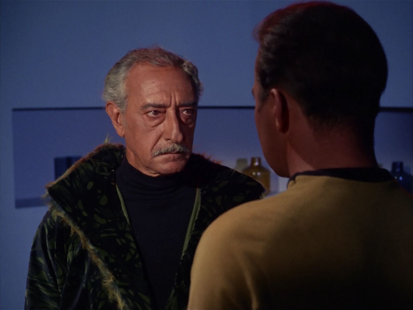 ariane179254_StarTrek_1x13_TheConscienceOfTheKing_2482.jpg