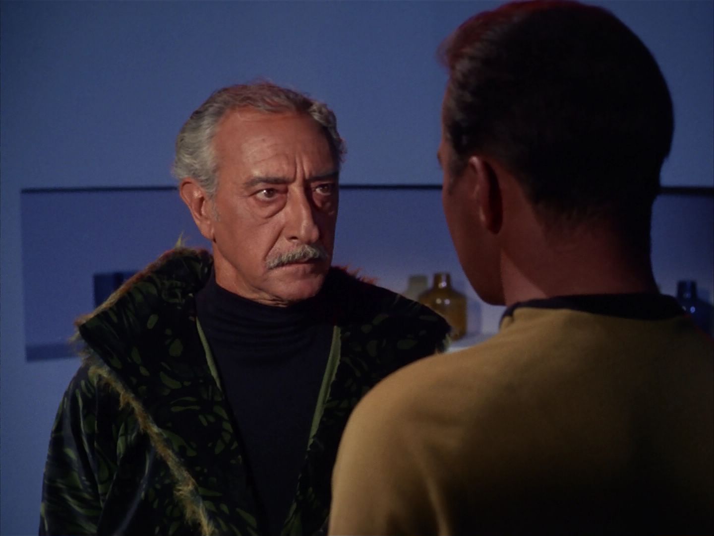 ariane179254_StarTrek_1x13_TheConscienceOfTheKing_2495.jpg