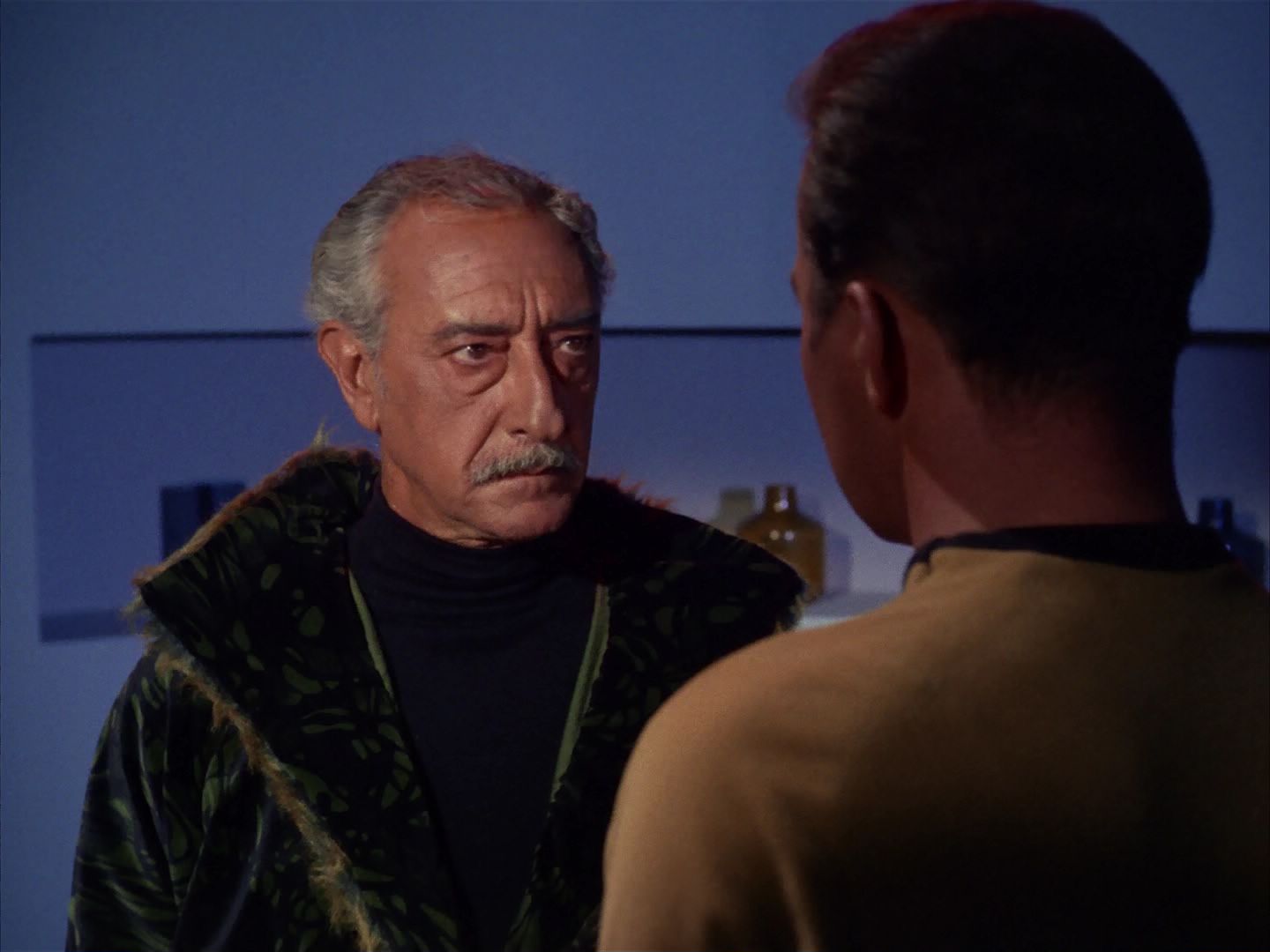 ariane179254_StarTrek_1x13_TheConscienceOfTheKing_2498.jpg