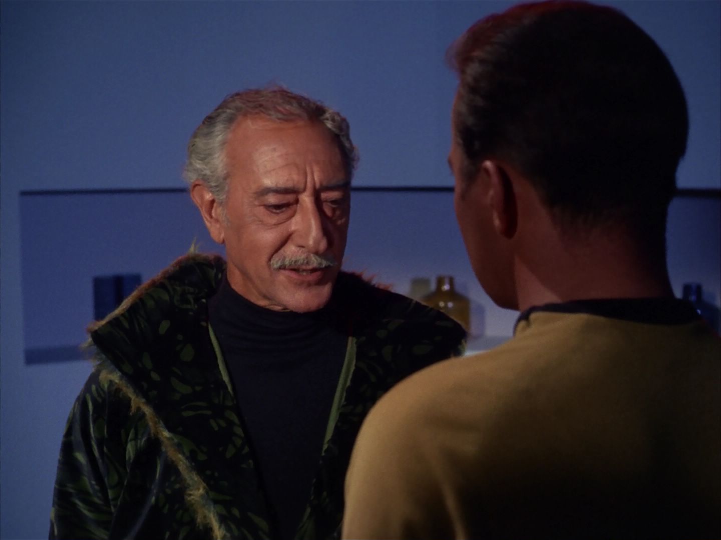 ariane179254_StarTrek_1x13_TheConscienceOfTheKing_2499.jpg
