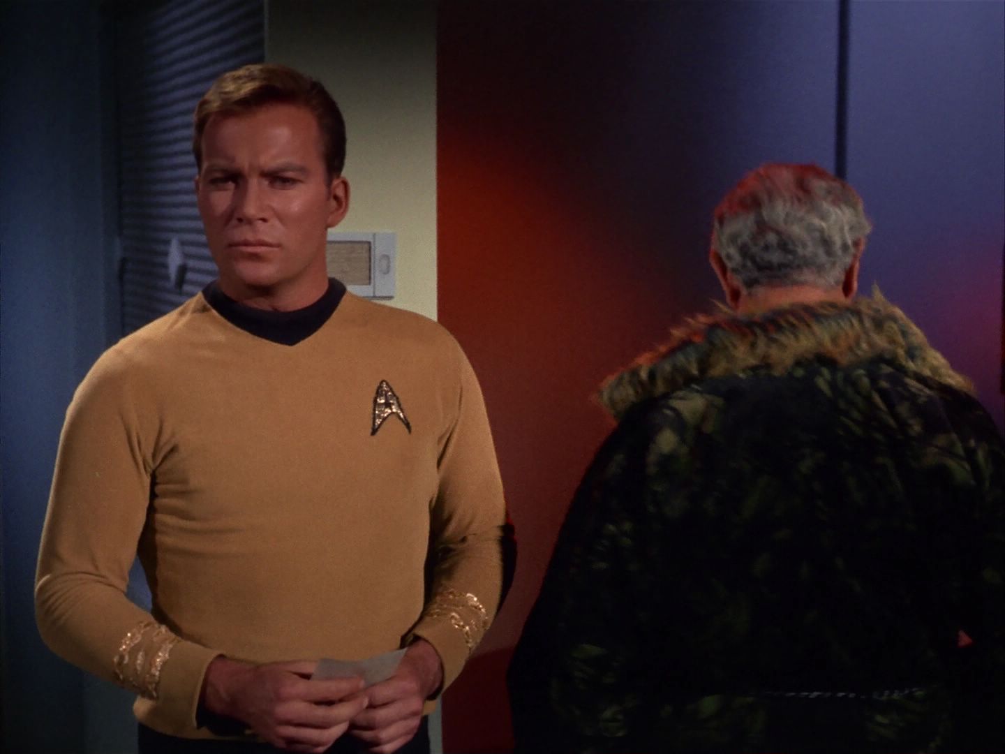 ariane179254_StarTrek_1x13_TheConscienceOfTheKing_2506.jpg