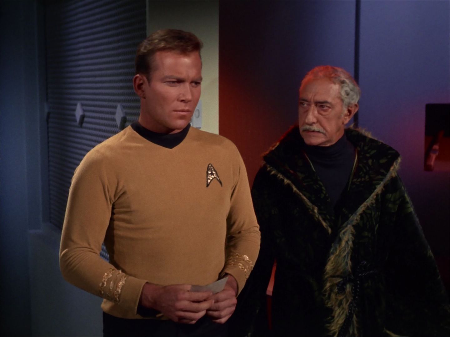 ariane179254_StarTrek_1x13_TheConscienceOfTheKing_2521.jpg