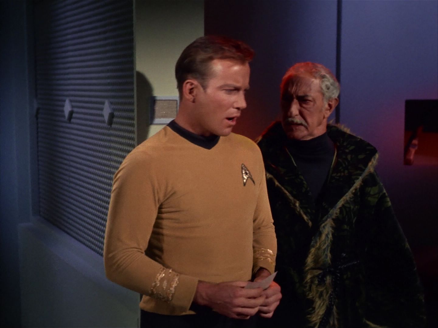 ariane179254_StarTrek_1x13_TheConscienceOfTheKing_2525.jpg