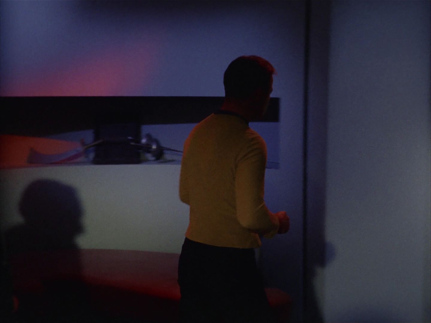 ariane179254_StarTrek_1x13_TheConscienceOfTheKing_2596.jpg