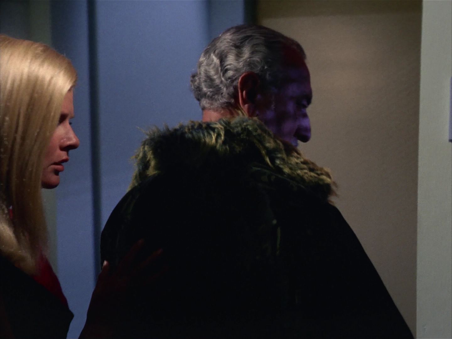 ariane179254_StarTrek_1x13_TheConscienceOfTheKing_2609.jpg