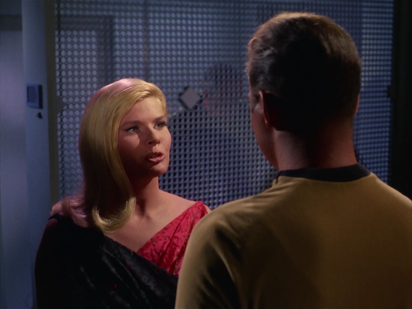ariane179254_StarTrek_1x13_TheConscienceOfTheKing_2629.jpg
