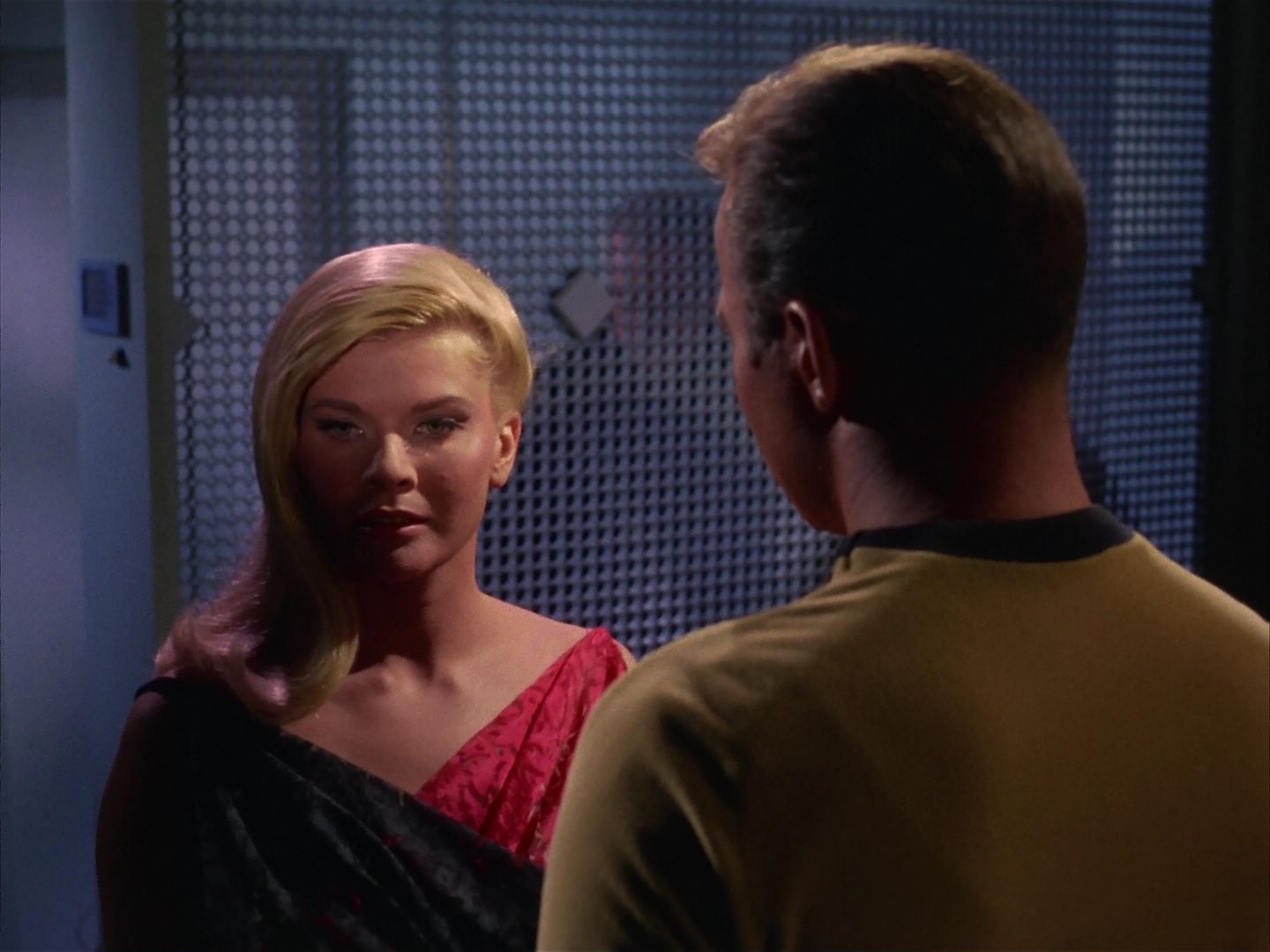 ariane179254_StarTrek_1x13_TheConscienceOfTheKing_2650.jpg
