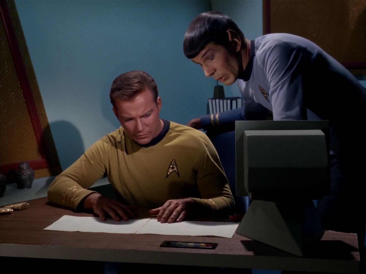 ariane179254_StarTrek_1x13_TheConscienceOfTheKing_2794.jpg