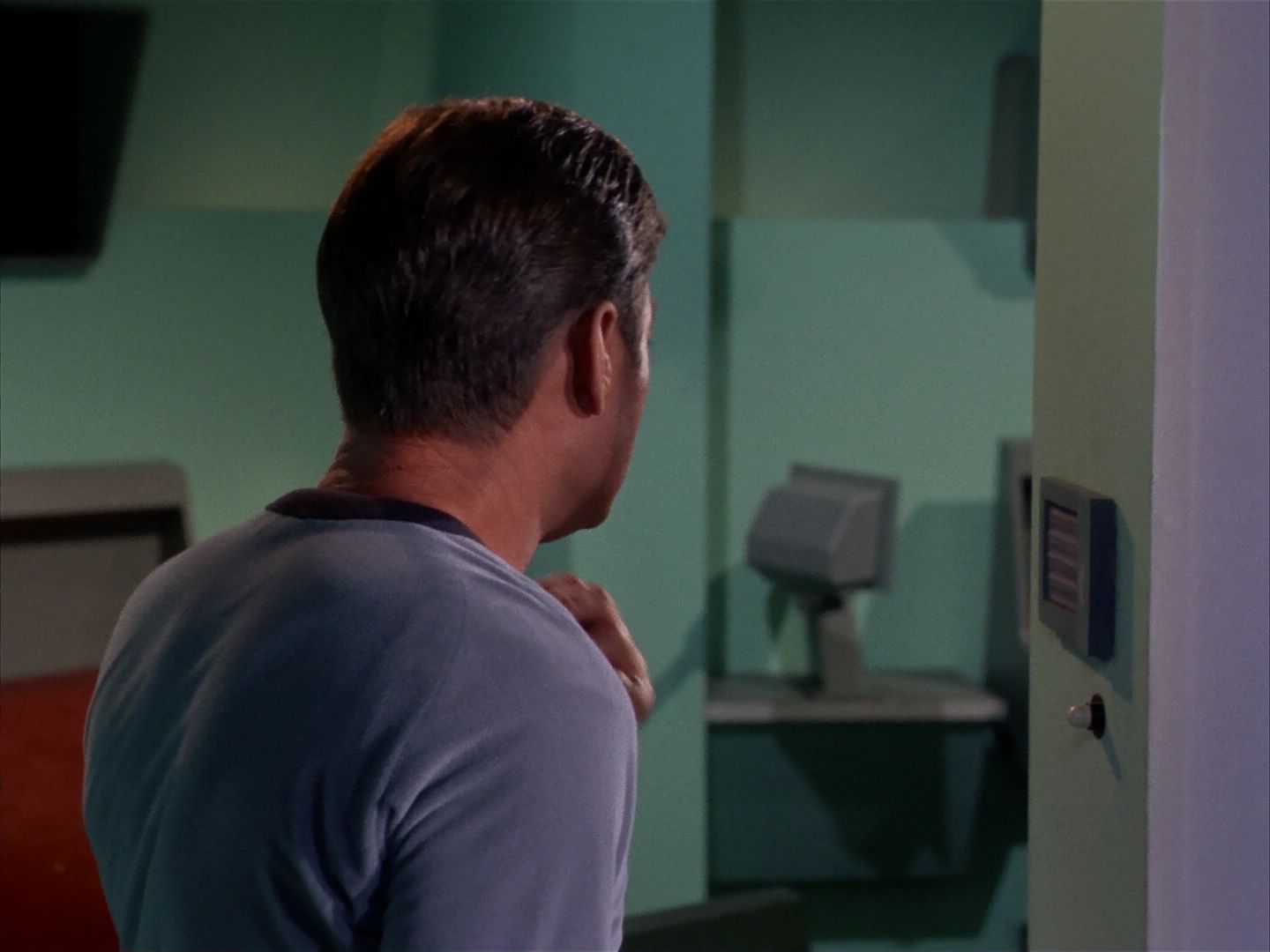 ariane179254_StarTrek_1x13_TheConscienceOfTheKing_2816.jpg