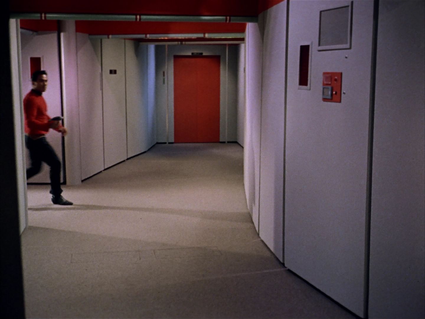 ariane179254_StarTrek_1x13_TheConscienceOfTheKing_2857.jpg