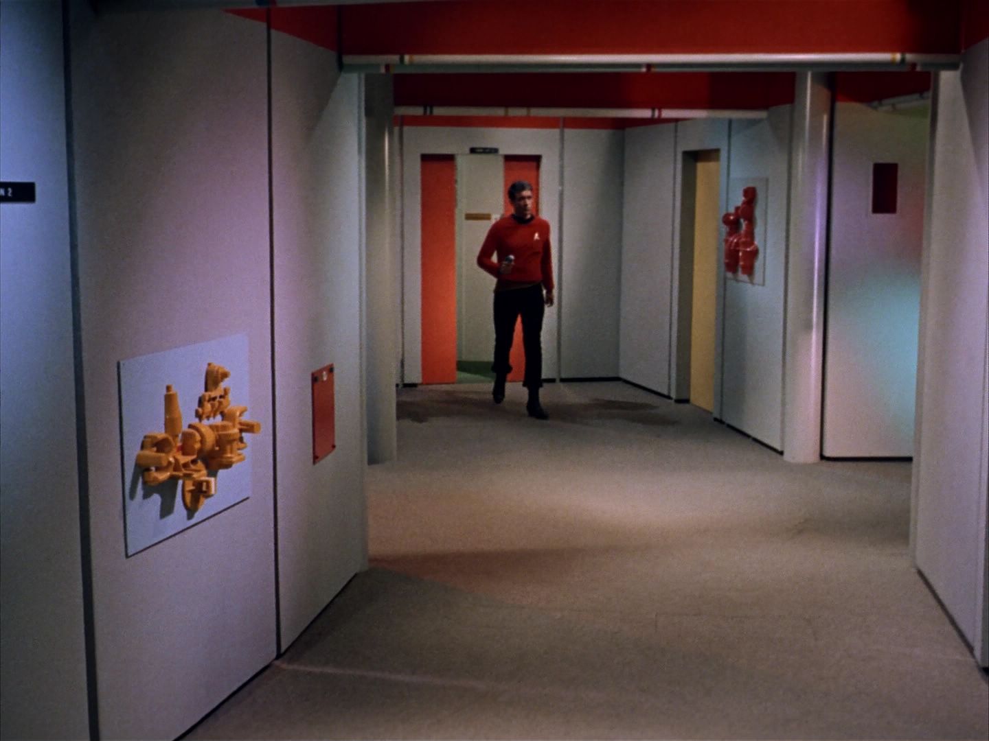ariane179254_StarTrek_1x13_TheConscienceOfTheKing_2863.jpg