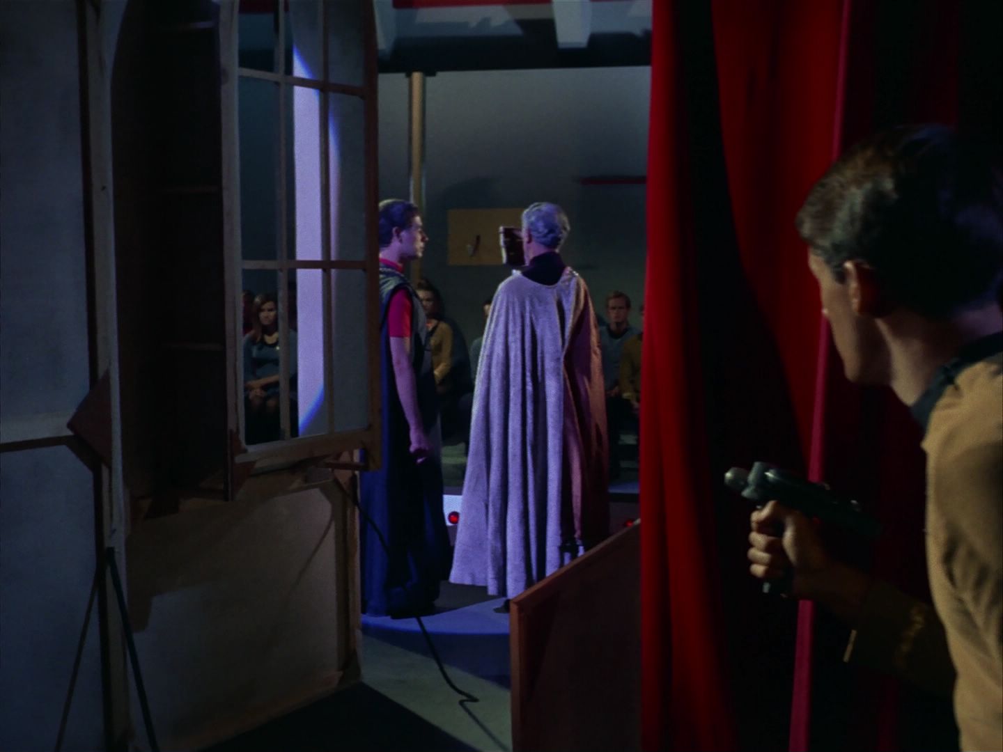 ariane179254_StarTrek_1x13_TheConscienceOfTheKing_2918.jpg