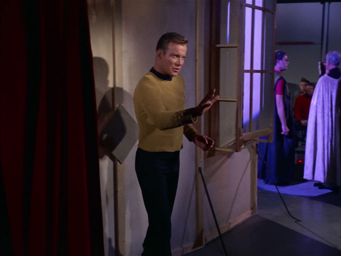 ariane179254_StarTrek_1x13_TheConscienceOfTheKing_2965.jpg