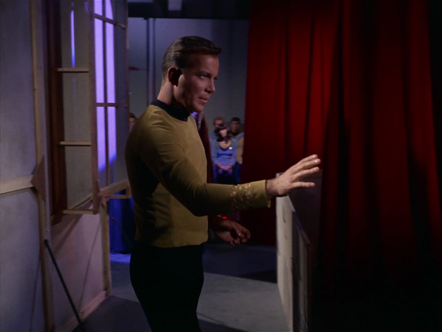 ariane179254_StarTrek_1x13_TheConscienceOfTheKing_2968.jpg