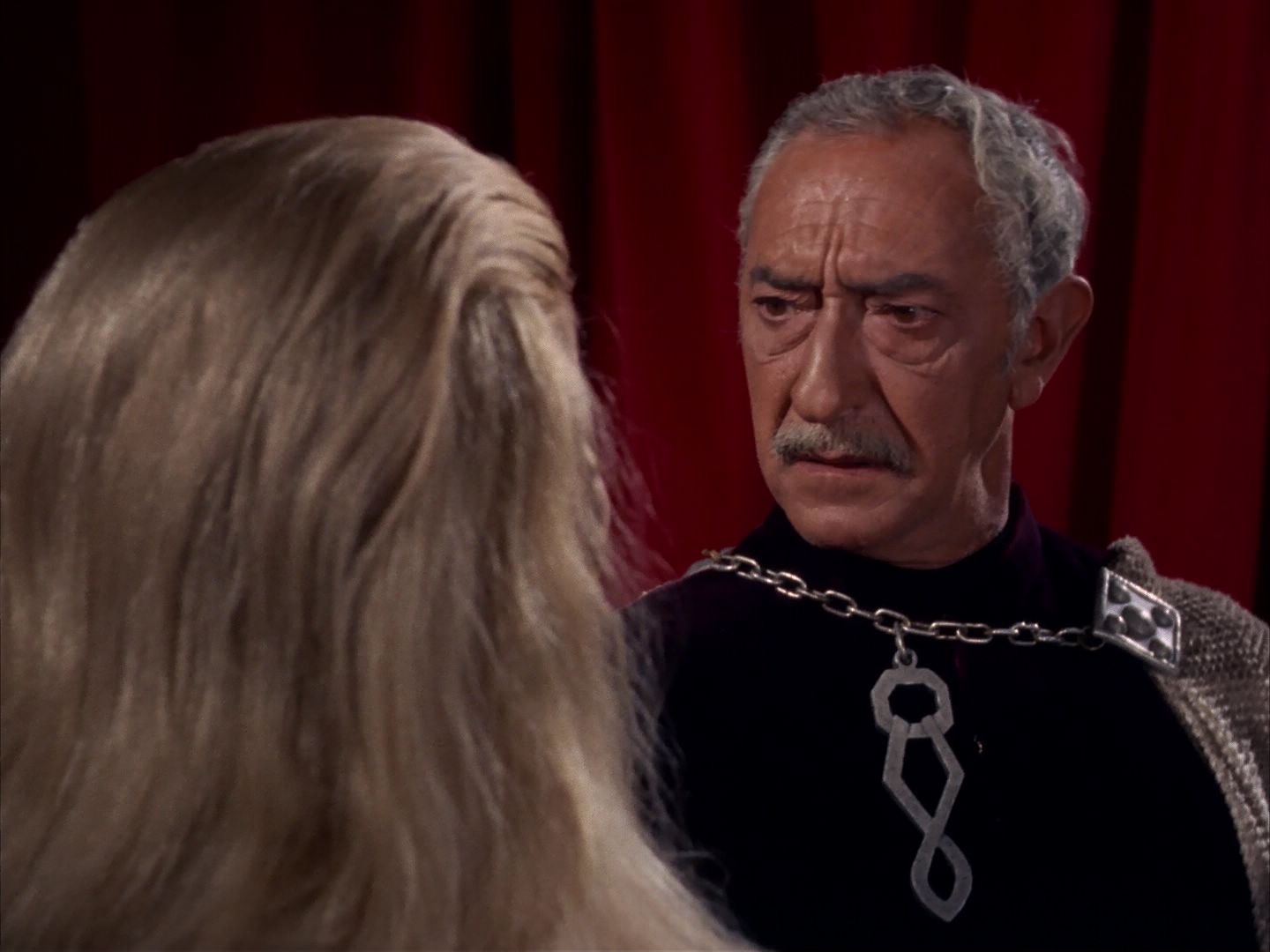 ariane179254_StarTrek_1x13_TheConscienceOfTheKing_3037.jpg