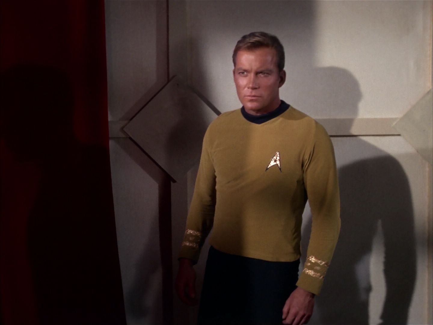 ariane179254_StarTrek_1x13_TheConscienceOfTheKing_3082.jpg