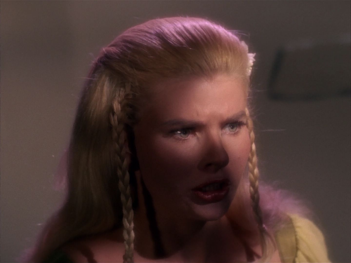 ariane179254_StarTrek_1x13_TheConscienceOfTheKing_3178.jpg