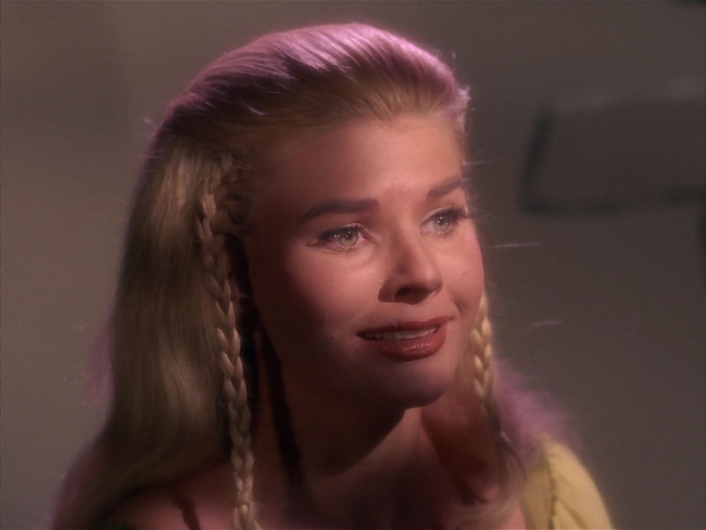 ariane179254_StarTrek_1x13_TheConscienceOfTheKing_3221.jpg