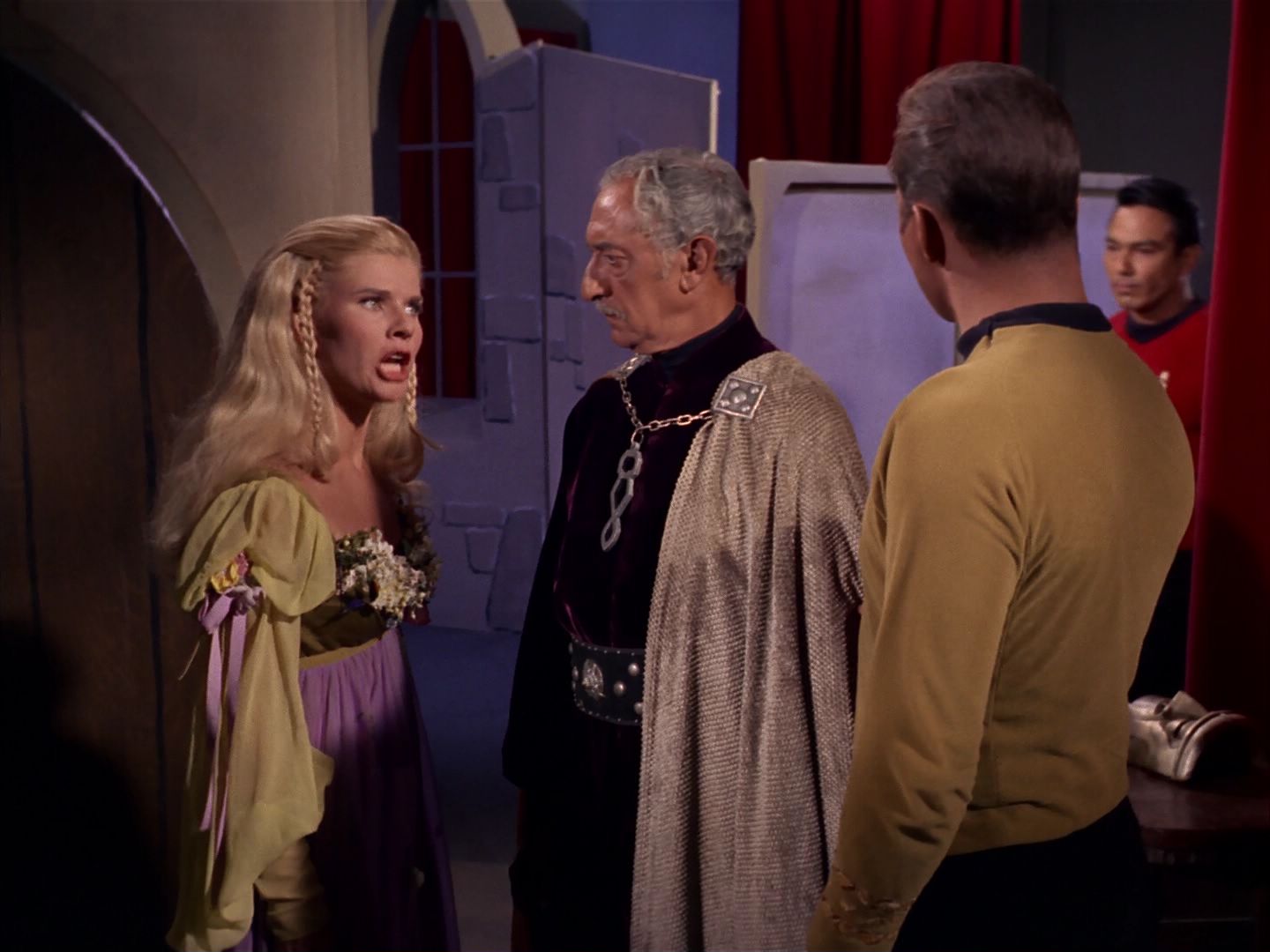 ariane179254_StarTrek_1x13_TheConscienceOfTheKing_3226.jpg