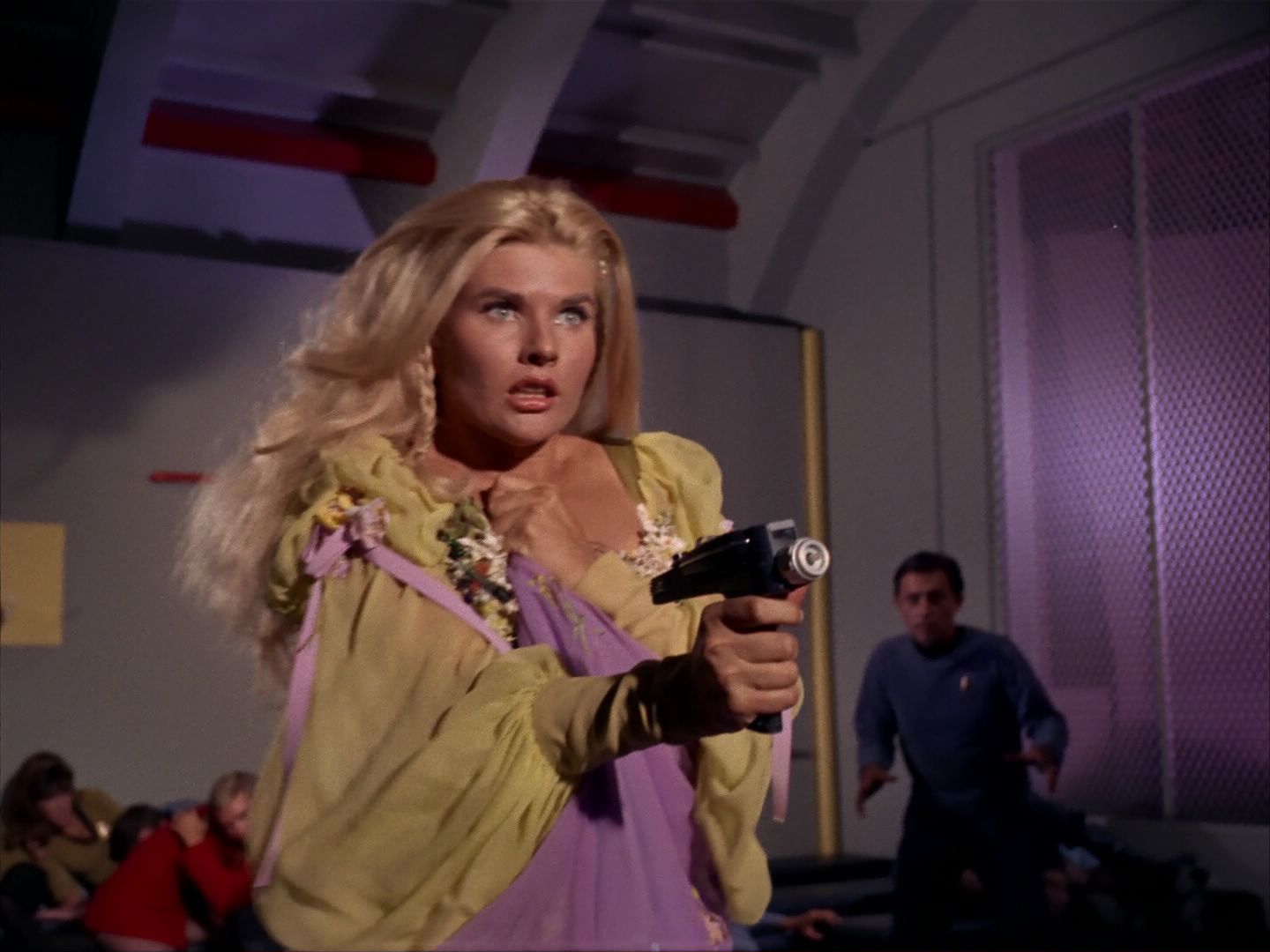 ariane179254_StarTrek_1x13_TheConscienceOfTheKing_3238.jpg