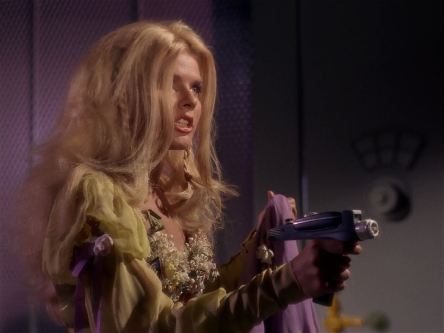 ariane179254_StarTrek_1x13_TheConscienceOfTheKing_3270.jpg